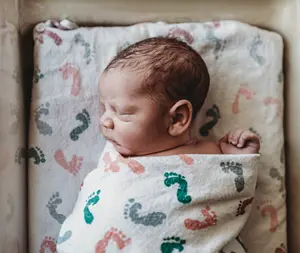 Newborn in hospital 