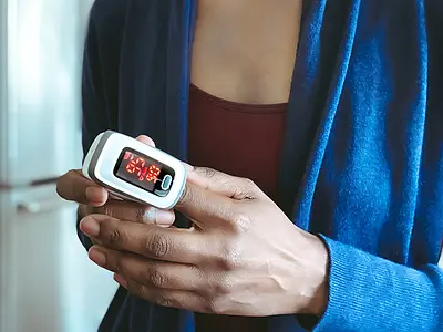 wireless oximeter being used as a remote patient monitoring device