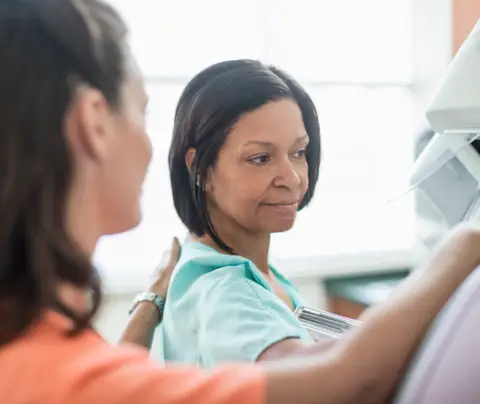 Patient gets a mammogram