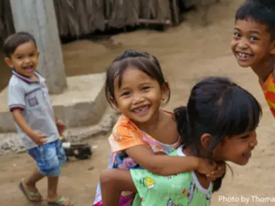 kids playing