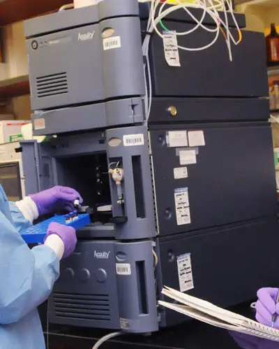 RTI employee performs quality assurance inspection