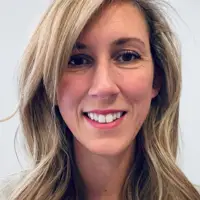 Headshot of Rebecca Flueckiger