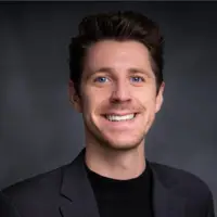 Headshot of Luke Muenter