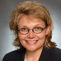 Headshot of Leslie Greenwald