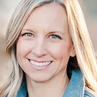 Headshot of Amanda L. Rose