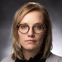 Headshot of Erin Dobbins