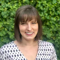 Headshot of Leanne McCallum Desselle
