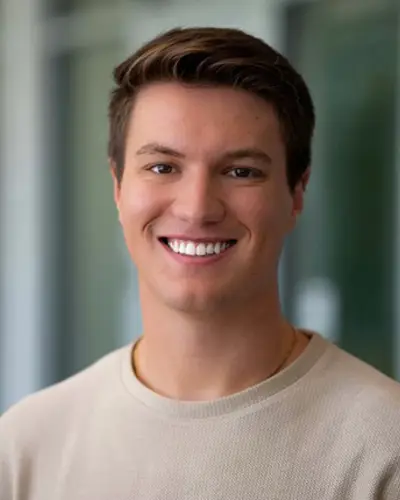 Headshot of Graham Booth