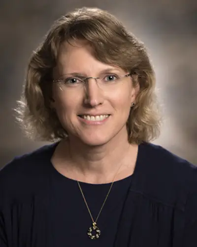 Laura Knapp