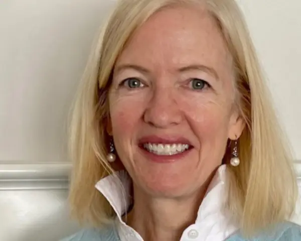 Jean Lennon Headshot
