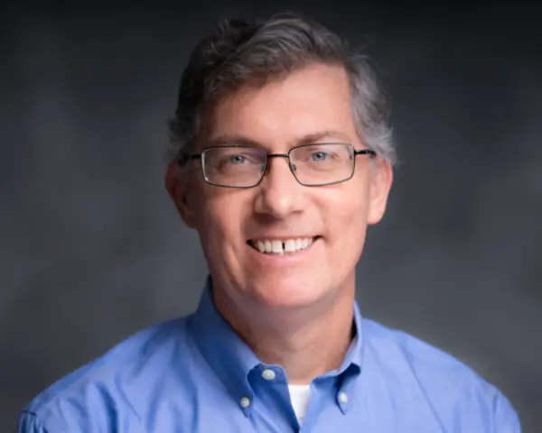 Peter Einaudi Headshot