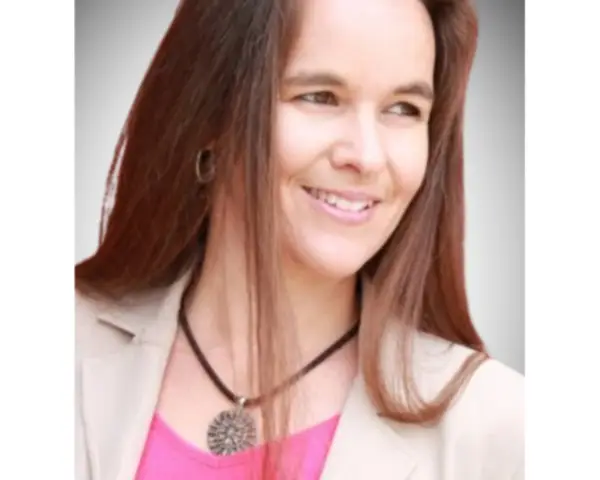 Headshot of Stacy Sechrist