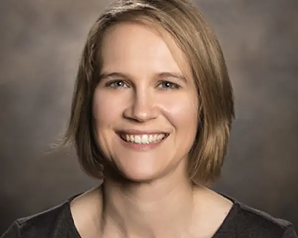 Colleen Spagnardi Headshot