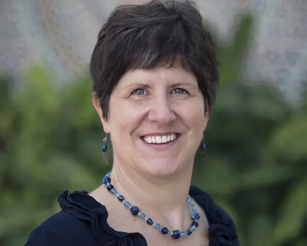 Elizabeth Gould
