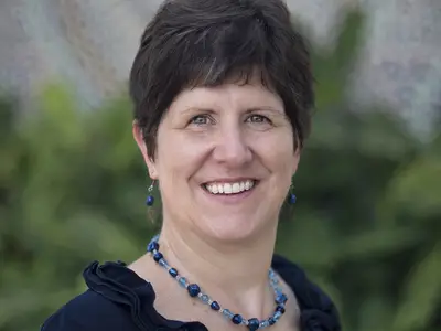 Elizabeth Gould