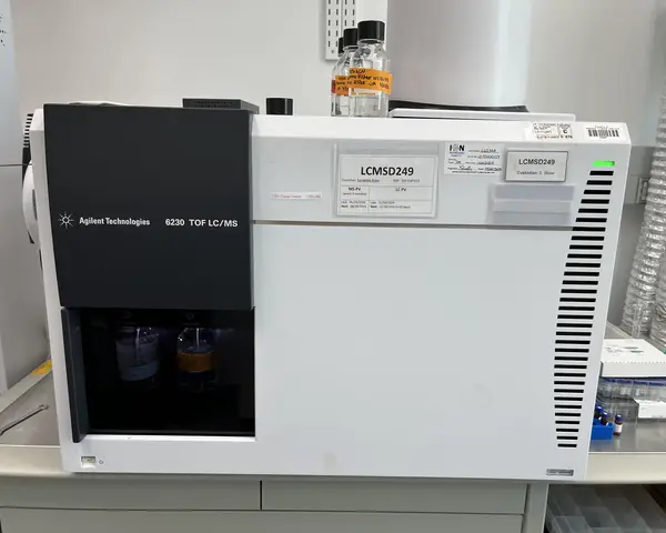 Time-of-Flight Mass Spectrometer (LC-TOF MS)