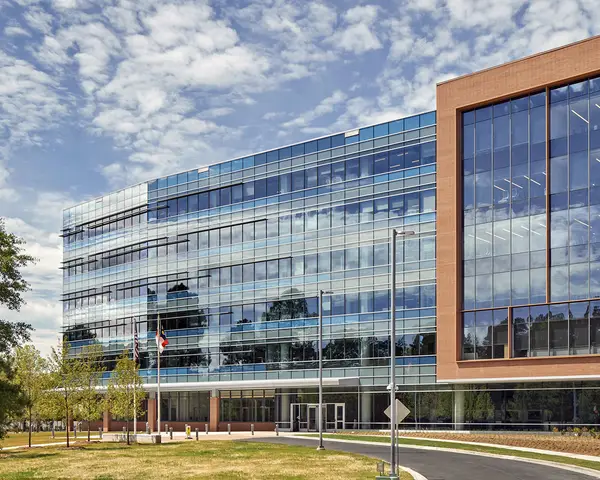 An exterior image of the flagship Horizon building at RTI's headquarters in Research Triangle Park.